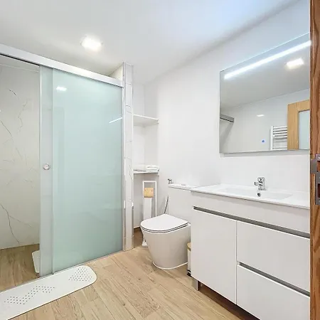 Celeiro Do Avo * Santana (Madeira)