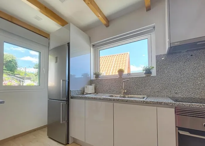 Celeiro Do Avo Santana (Madeira)