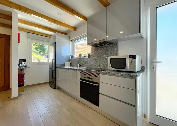 Celeiro Do Avo Santana (Madeira)