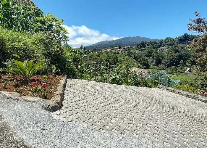 Celeiro Do Avo Santana (Madeira)